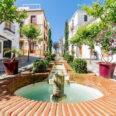 אסטפונה Casa Del Patio - Boutique Apartments (Adults Only) מראה חיצוני תמונה