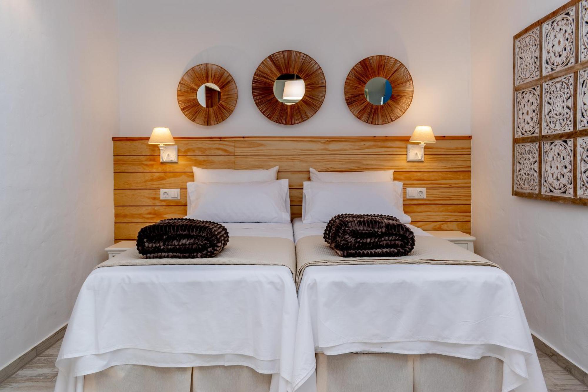 אסטפונה Casa Del Patio - Boutique Apartments (Adults Only) מראה חיצוני תמונה