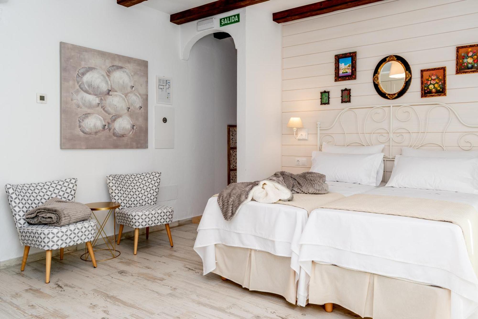 אסטפונה Casa Del Patio - Boutique Apartments (Adults Only) מראה חיצוני תמונה