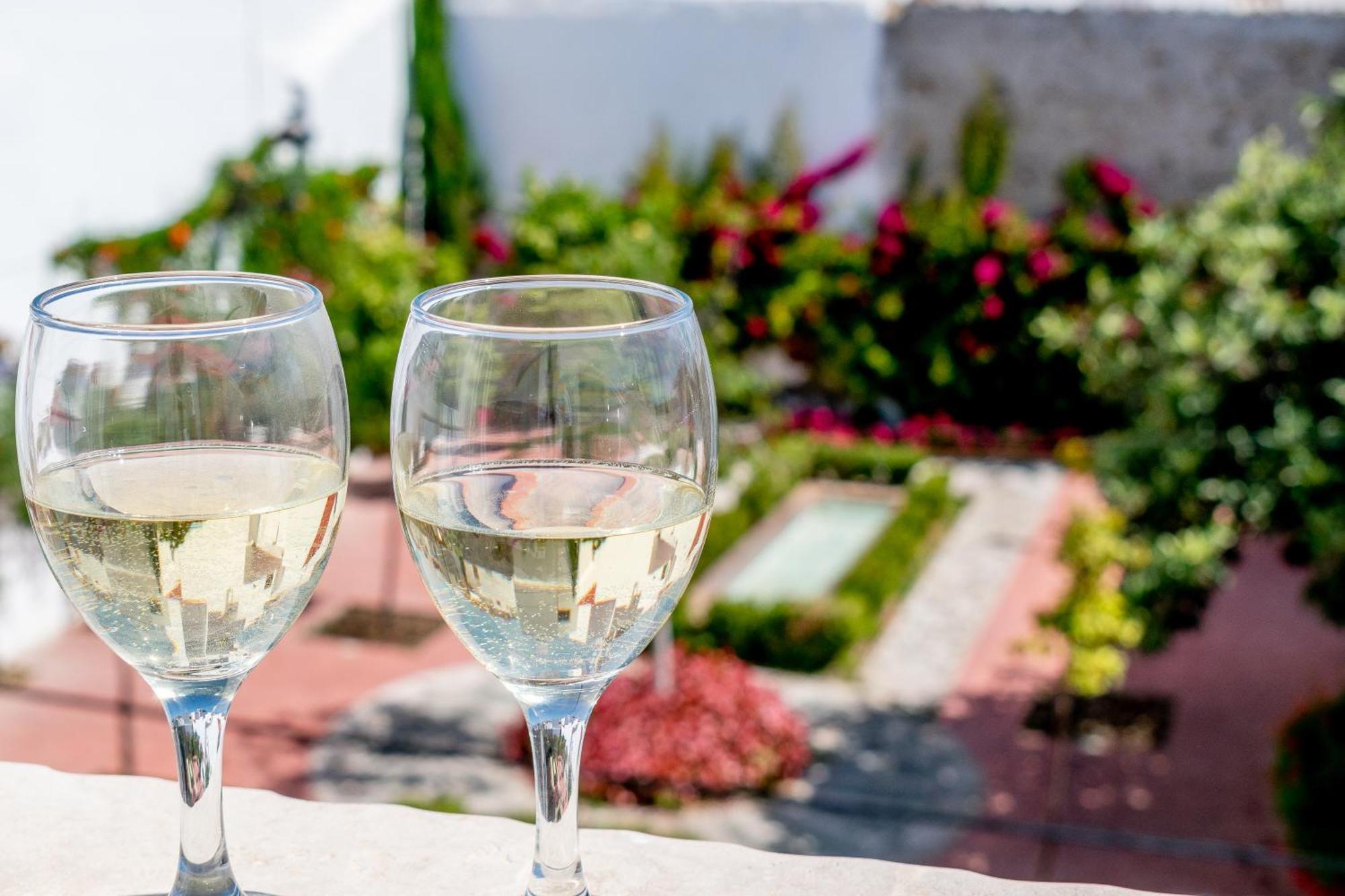 אסטפונה Casa Del Patio - Boutique Apartments (Adults Only) מראה חיצוני תמונה